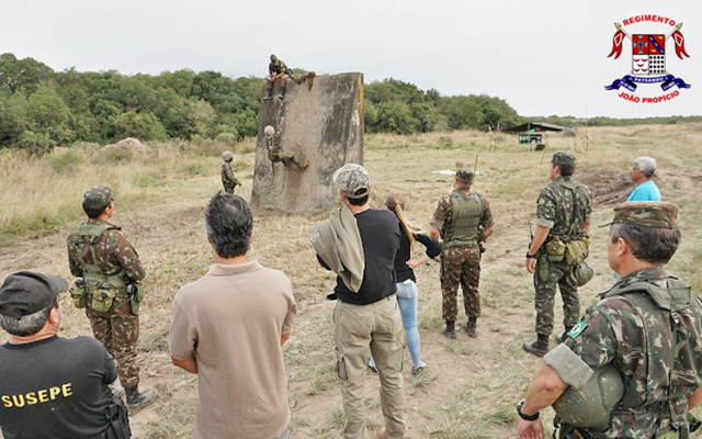 visitação campo de instrução 9º RCB 002