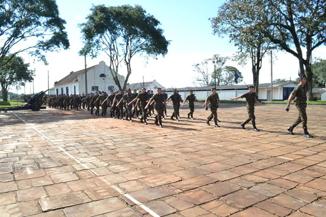 Formatura Dia da Artilharia (8)