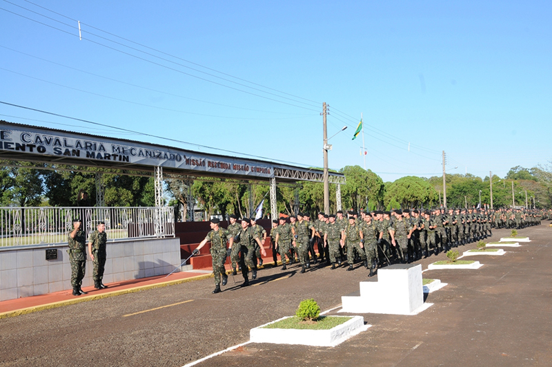 017  visita de inspeção do cmt da 1 bda c mec 03