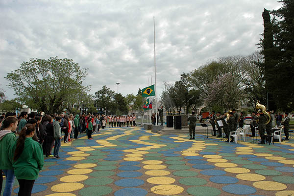 5º R C Mec   Abertura Semana da Pátria   04