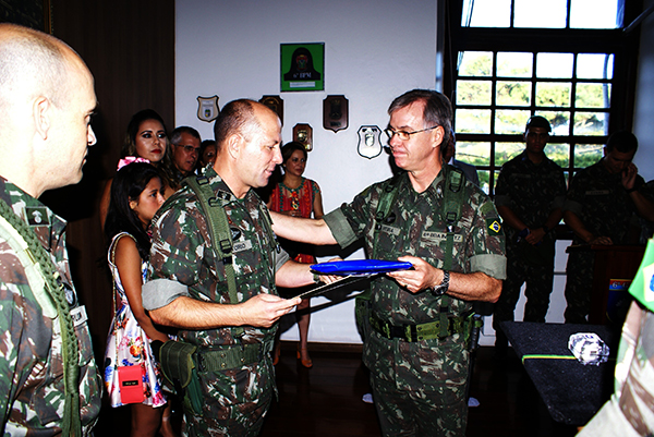 021    PASSAGEM DE COMANDO (21)