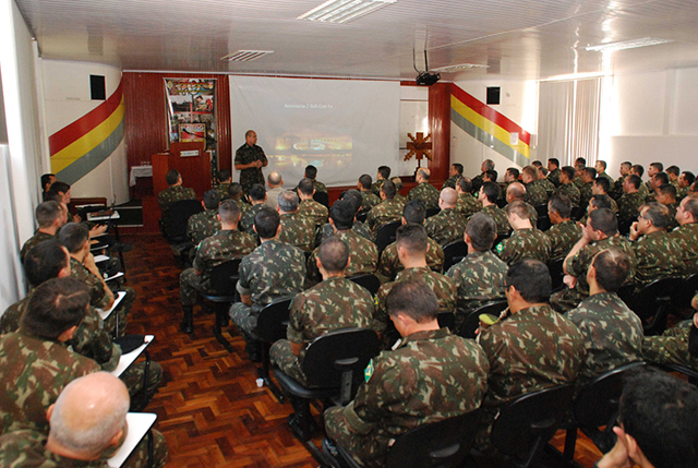 03 1BdaCMec VOT Gabinete Cmt Exercito